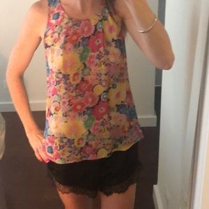 Floral tank top with back zipper